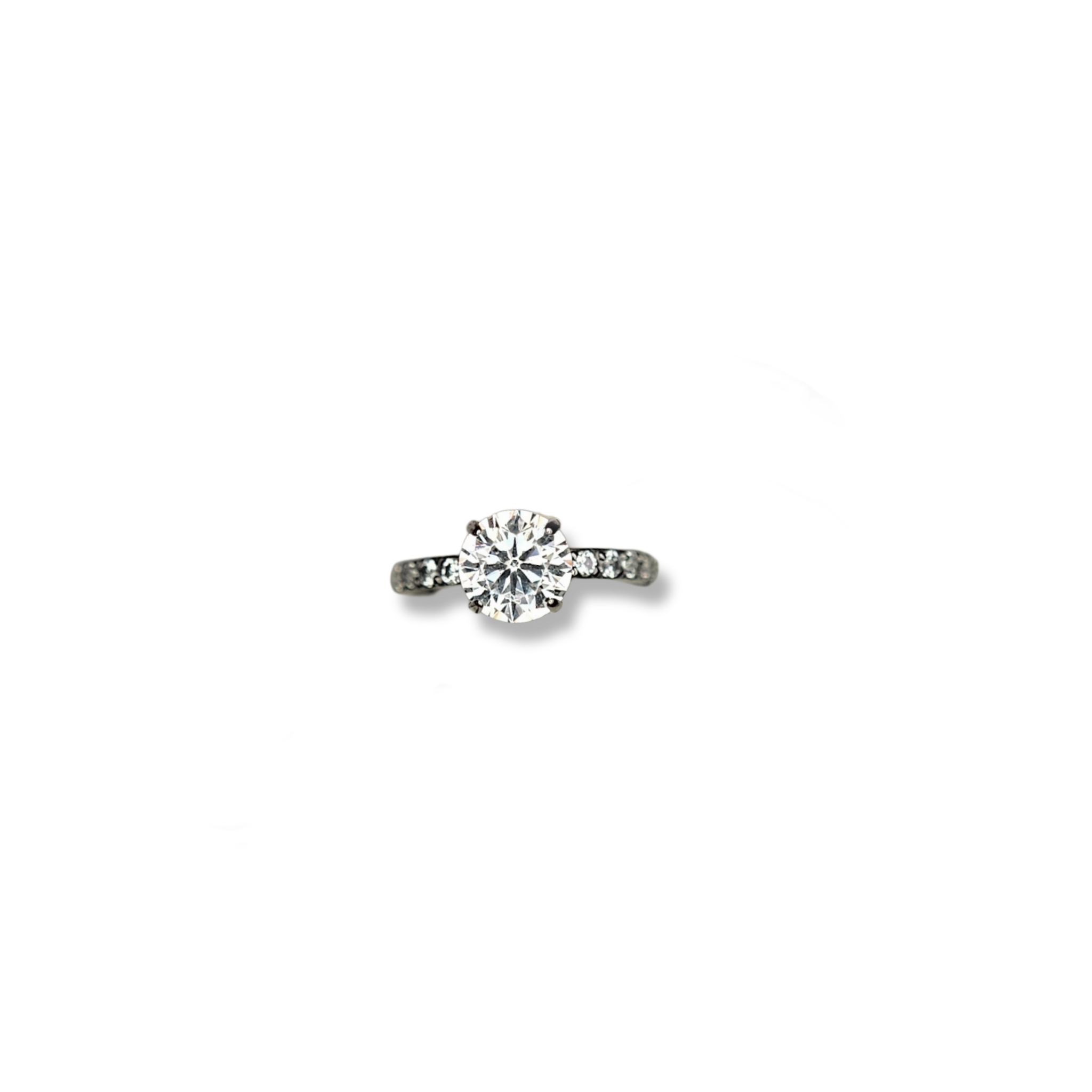 Argola Segmento Cravejada com 1 Zircônia Cúbica Central 8mm